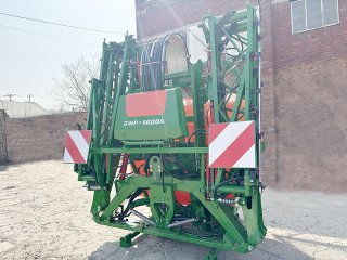 boom sprayers